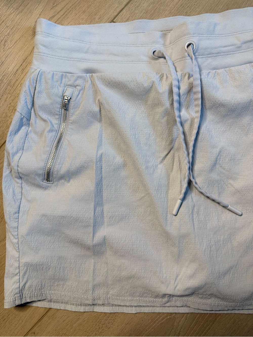 Athleta Trekkie North Skort Skirt Golf Light Grey Size 8 - Picture 3 of 8